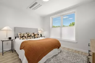 602 Canterbury, Boston, MA 02131 - Photo 7