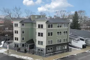 18 Robert St, Boston, MA 02131 - Photo 23