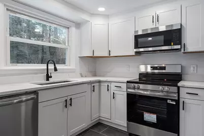 10 Townsend Rd, Shirley, MA 01464 - Photo 7