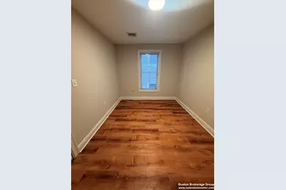 135 Calumet Street #2, Boston, MA 02120 - Photo 5