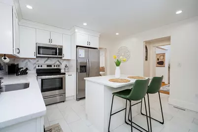 82 Blue Hill Ave, Milton, MA 02186 - Photo 17