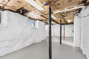 129 High St, Reading, MA 01867 - Photo 27