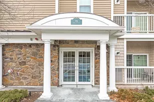 36 Abigail Way, Reading, MA 01867 - Photo 3