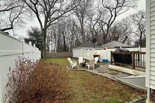 309 Doherty St, Fall River, MA 02720 - Photo 17