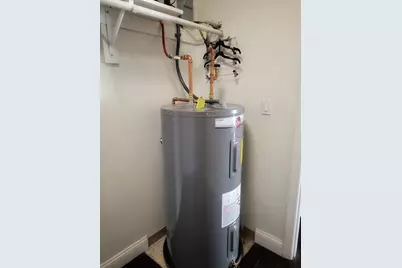 1029 Pleasant Street #20, Worcester, MA 01602 - Photo 15