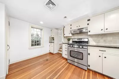 83 North Street #83, Hingham, MA 02043 - Photo 5