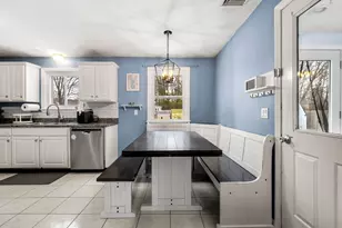 1 Democracy Dr, Amesbury, MA 01913 - Photo 9