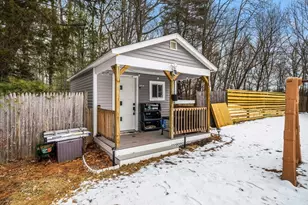 1 Democracy Dr, Amesbury, MA 01913 - Photo 31