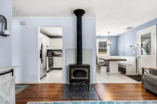 1 Democracy Dr, Amesbury, MA 01913 - Photo 7