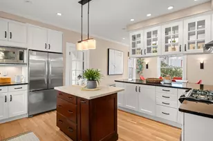 21 Raymond Ave, Somerville, MA 02144 - Photo 9