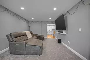 711 Massachusetts Ave, Lunenburg, MA 01462 - Photo 11