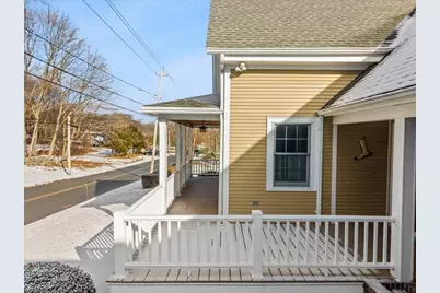 692 Elm St, Somerset, MA 02726 - Photo 7
