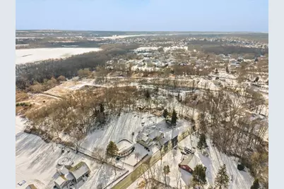 692 Elm St, Somerset, MA 02726 - Photo 35