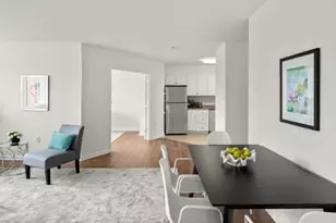 20 Hammond Pond Pkwy, Newton, MA 02467 - Photo 9