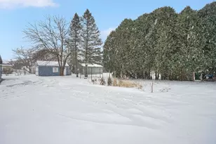 103 Catherine St, Chicopee, MA 01013 - Photo 41