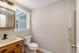 299 Asbury St, Hamilton, MA 01982 - Photo 25