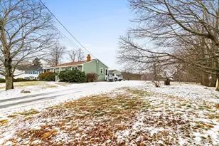 299 Asbury St, Hamilton, MA 01982 - Photo 33