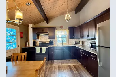 60 Ashumet Ave, Mashpee, MA 02649 - Photo 9