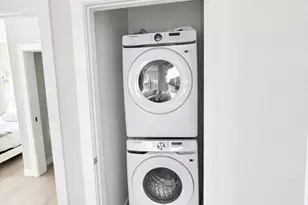 400 W Broadway, Boston, MA 02127 - Photo 9