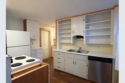 6 Williams Street, Williamsburg, MA 01096 - Photo 3