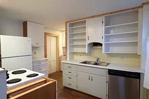 6 Williams St, Williamsburg, MA 01096 - Photo 3