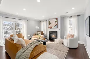 20 Manthorne Rd, Boston, MA 02132 - Photo 9