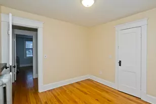 53 Warren St, West Springfield, MA 01089 - Photo 31