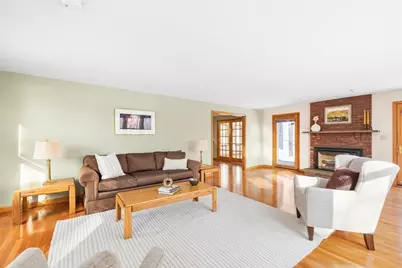 146 East Union St, Ashland, MA 01721 - Photo 9