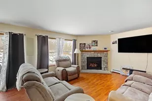 15 Teddy Rd, Worcester, MA 01603 - Photo 11