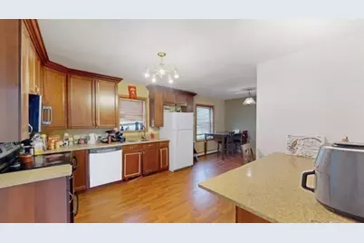 15 Teddy Rd, Worcester, MA 01603 - Photo 7