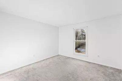 8 Shadowbrook Ln #39, Milford, MA 01757 - Photo 19