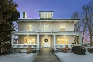 19 Kenilworth Rd, Worcester, MA 01602 - Photo 1