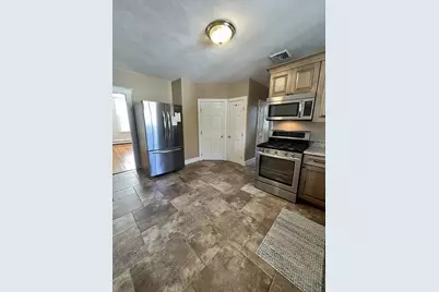 70 Valley Street #2, Wakefield, MA 01880 - Photo 5