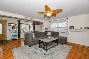 58 Bayview Ave, Fairhaven, MA 02719 - Photo 11