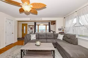 58 Bayview Ave, Fairhaven, MA 02719 - Photo 11