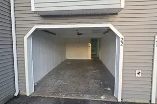 94 Tennis Plaza Rd, Dracut, MA 01826 - Photo 7