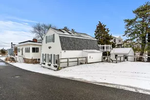 5 I St, Newburyport, MA 01950 - Photo 1