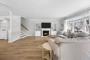 32 Carleton St, Wareham, MA 02558 - Photo 5