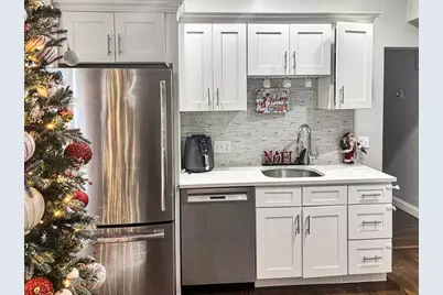 26 Elder St #2, Boston, MA 02125 - Photo 7