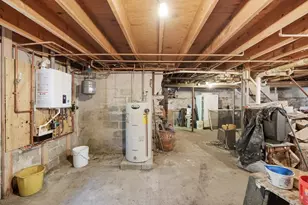 2 S Willow St, Adams, MA 01220 - Photo 15