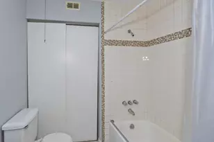 169 Nassau Dr, Springfield, MA 01129 - Photo 17