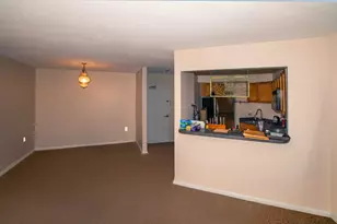 100 Marina Dr, Quincy, MA 02171 - Photo 5