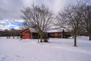 89 Potwine Ln, Amherst, MA 01002 - Photo 1