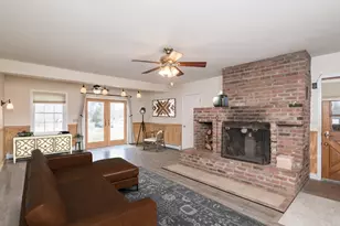 89 Potwine Ln, Amherst, MA 01002 - Photo 3