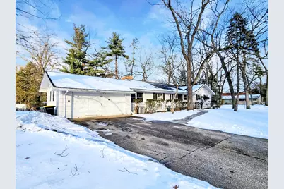 556 Converse St, Longmeadow, MA 01106 - Photo 1