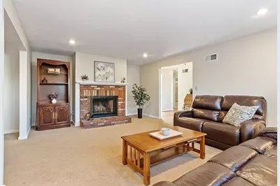 26 Fairway Cir #26, Natick, MA 01760 - Photo 7