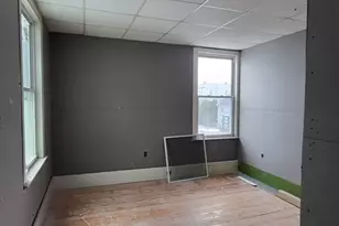 52 Willow St, Lowell, MA 01852 - Photo 7