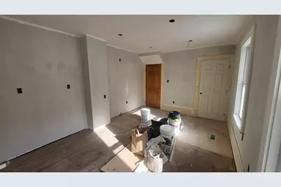 52 Willow Street #52, Lowell, MA 01852 - Photo 3