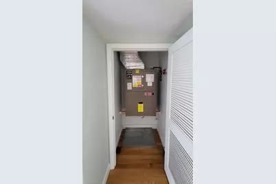 277 Pawtucket Street #2C, Lowell, MA 01854 - Photo 15