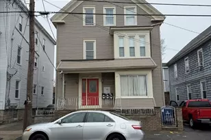 592 Cottage St, New Bedford, MA 02740 - Photo 3